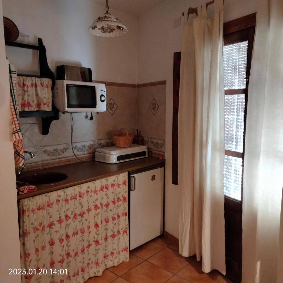 Apartamento Vacacional En La Alpujarra Laroles Exterior photo